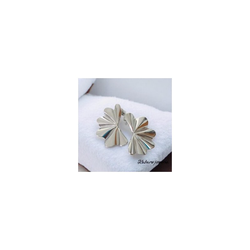 Pendientes color plata acero inoxidable hojas