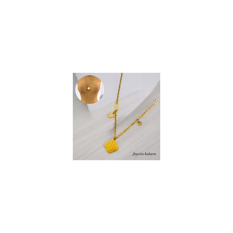 Collar dorado acero inoxidable trebol