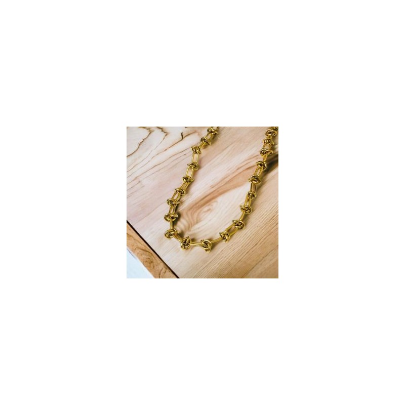 Collar dorado acero inoxidable nudo
